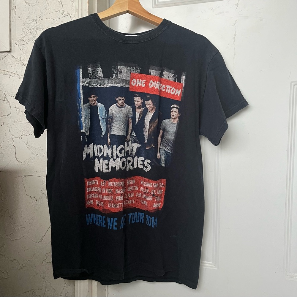 One Direction 1D Where We Are 2014 Tour Top!